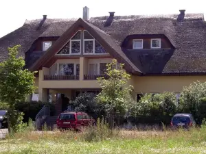 Strandhaus Mönchgut Bed & Breakfast Lobbe