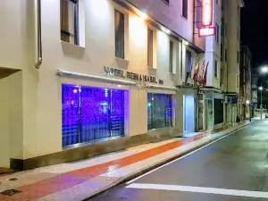 Hotel Reina Isabel