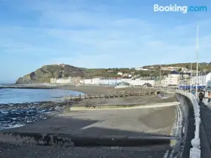 Llys y Barnwr - Judge's Court