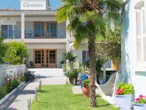 Hotel George