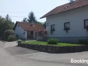 Guest House Family Dukić