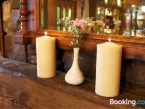 Leens Hotel