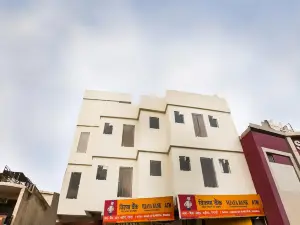 OYO 44643 Hotel Hn