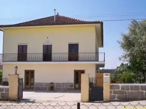 A Casa Amarela