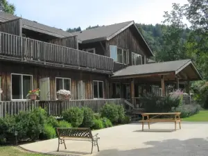 Kiwi Cove Lodge