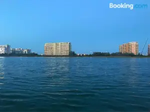 Max - Mamaia Nord