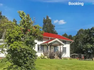 4 Star Holiday Home in Håcksvik