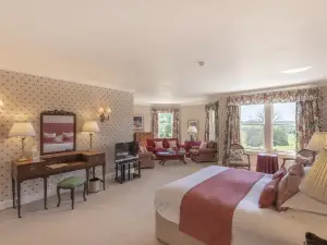 Kinloch House Hotel