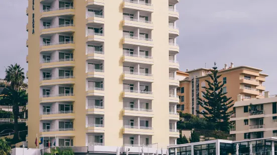 Muthu Raga Madeira Hotel