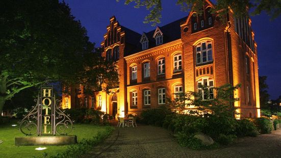 Theodor Storm Haus Travel Guidebook Must Visit Attractions In