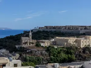 Il-Kannizzata Luxurious Gozo Penthouse with Sea View & Pool