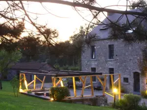 Out & Lodge les Spirous