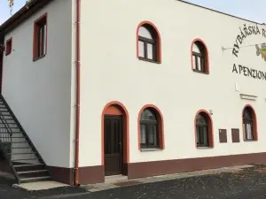 Rybarska Restaurace a Penzion u Horaku