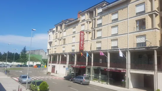 Hotel Arcea Villaviciosa