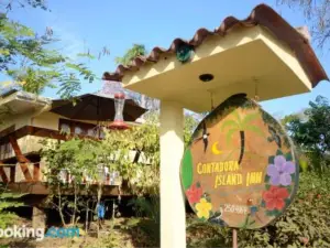 Contadora Island Inn