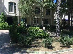 Hostel Elena