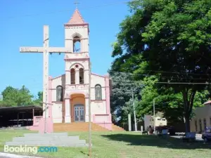 Casa Recanto de Brotas suítes Para família e Grupos de Amigos