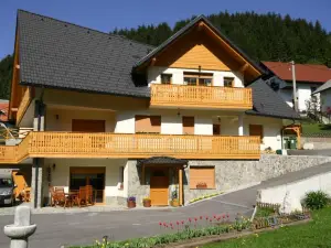 Apartments Karmen