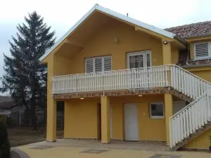 Golden House Apartments