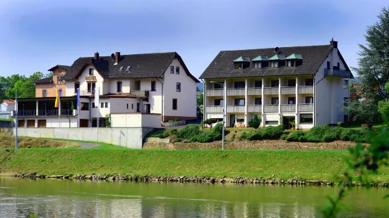 Hotel Straubs Schone Aussicht