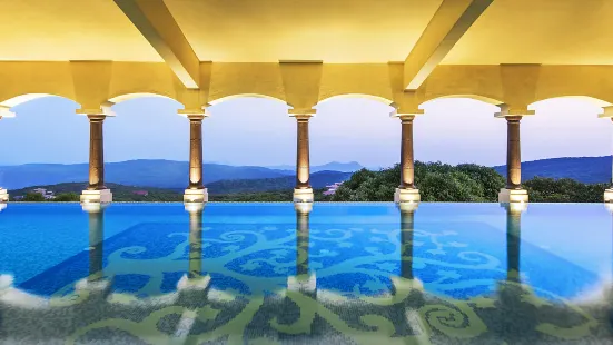 Le Meridien Mahabaleshwar Resort & Spa