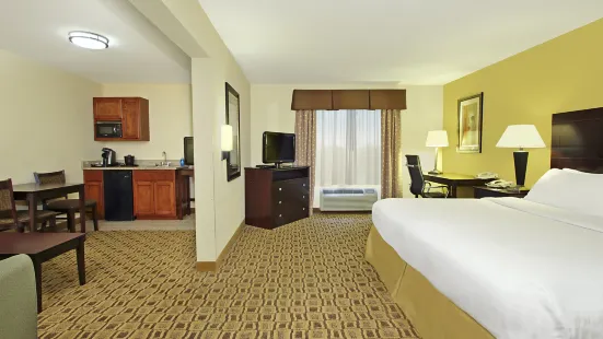 Holiday Inn Express Boonville