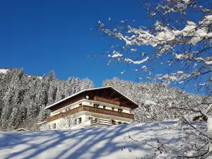 豪瑟公寓