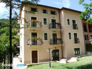 Albergo la Casa Nel Bosco