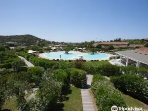 더 빌리지 - 치아 라구나 사르데냐