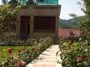 Friend's House