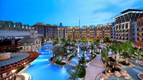 Dolphin Island - Attractions in Singapore - Resorts World Sentosa