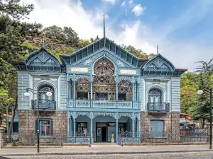 Golden Tulip Borjomi