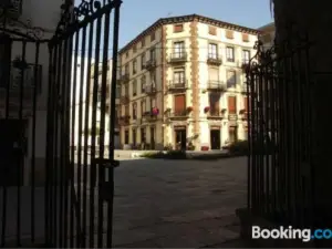 Hostal Paris