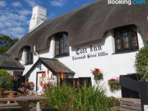 The Cott Inn