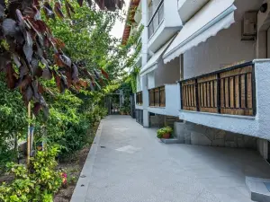 Badis Haus