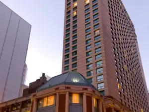 Hilton Chicago Magnificent Mile Suites