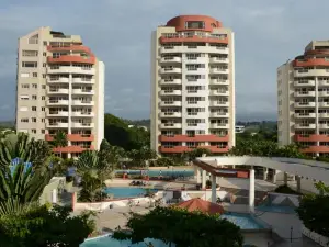 Playa Almendro Resort
