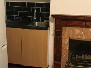 'Super Cheap Rooms' - Run Away from Expensive Hotels!