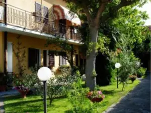 Bed&Breakfast Villa Lorena
