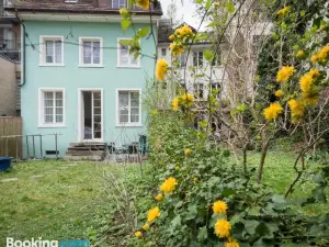 Emma Bett Und Bistro
