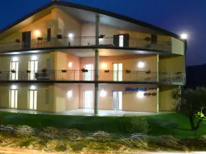 Hotel 660