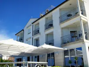 Hotel Neva