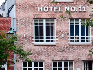 Hotel No. 11