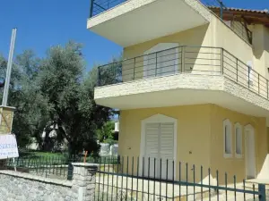 Luxury House Diakopto