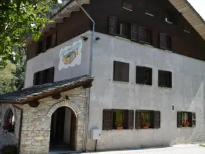 Albergo Mangusta