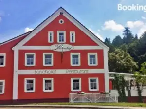 Löwenhof