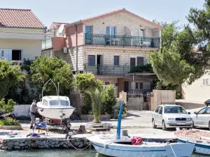 Villa Stana - Beachfront Apartments with Sea View & Free Parking