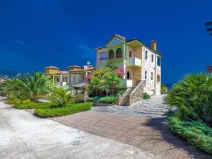 Talizeti Home