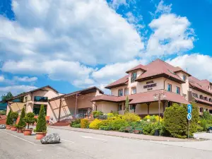 Hotel Ostaniec