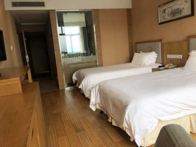 什么酒店的名字带庭 230f16000000yxdjzB46B_W_640_640_Q50.jpg